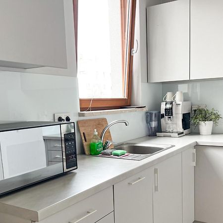 Nowoczesny Apartament - Blisko Centrum Varsavia Esterno foto